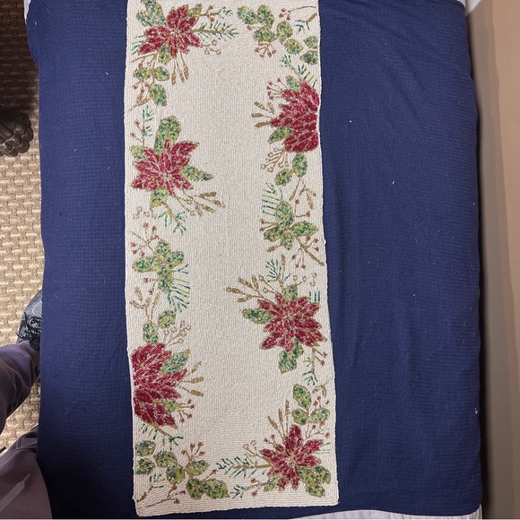 Tahari Home Beaded Centerpiece Table Runner 13x36”Lined Poinsettia Christmas NWT - Picture 8 of 9